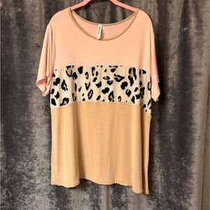 Tickled Teal Leopard Colorblock Short Sleeve Top